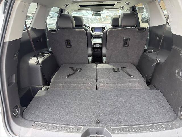 Used 2020 GMC Acadia SLT w/ LPO, Floor Liner Package AWD/4WD image 34