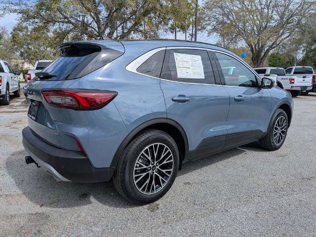 Certified 2025 Ford Escape SE w/ PHEV Premium Package image 5