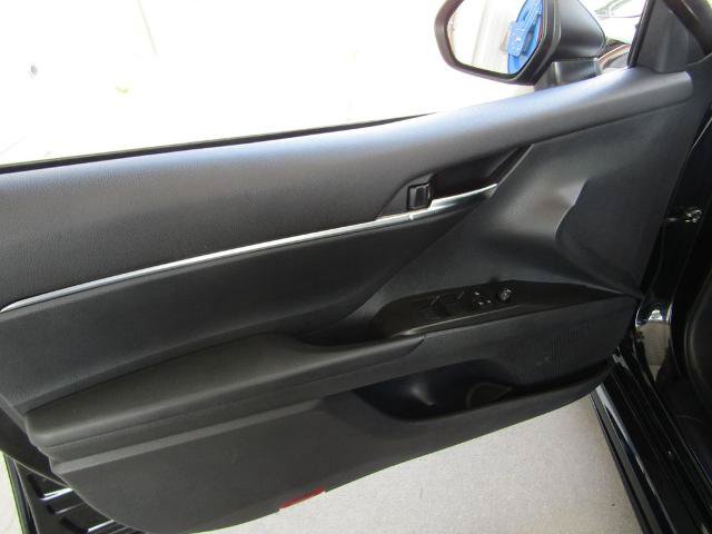 Used 2024 Toyota Camry SE FWD image 14