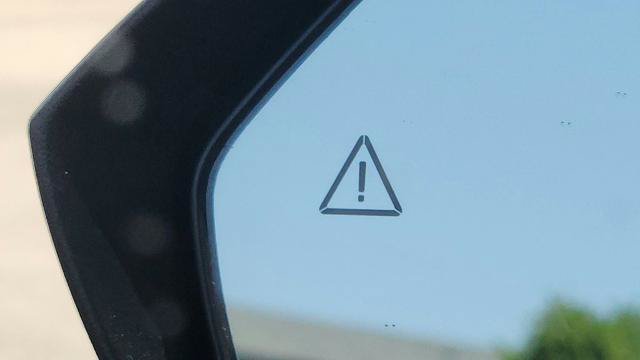 Used 2025 Hyundai Elantra SEL FWD image 14