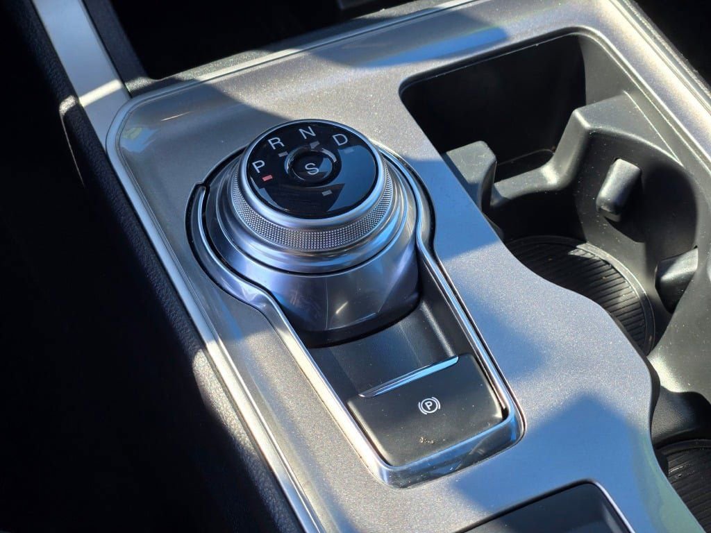 Certified 2024 Ford Edge SEL w/ Convenience Package image 33