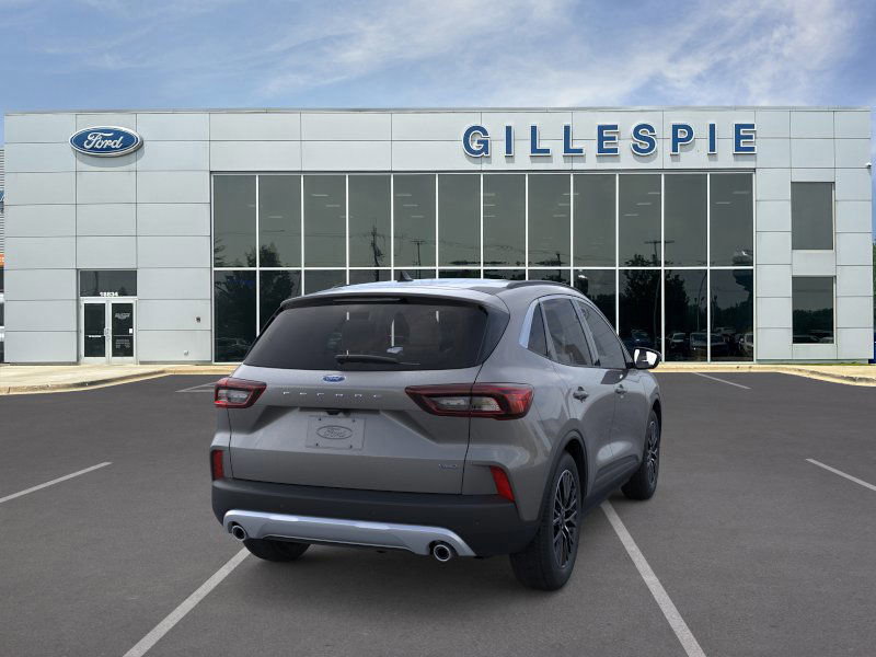 Certified 2024 Ford Escape SE image 3