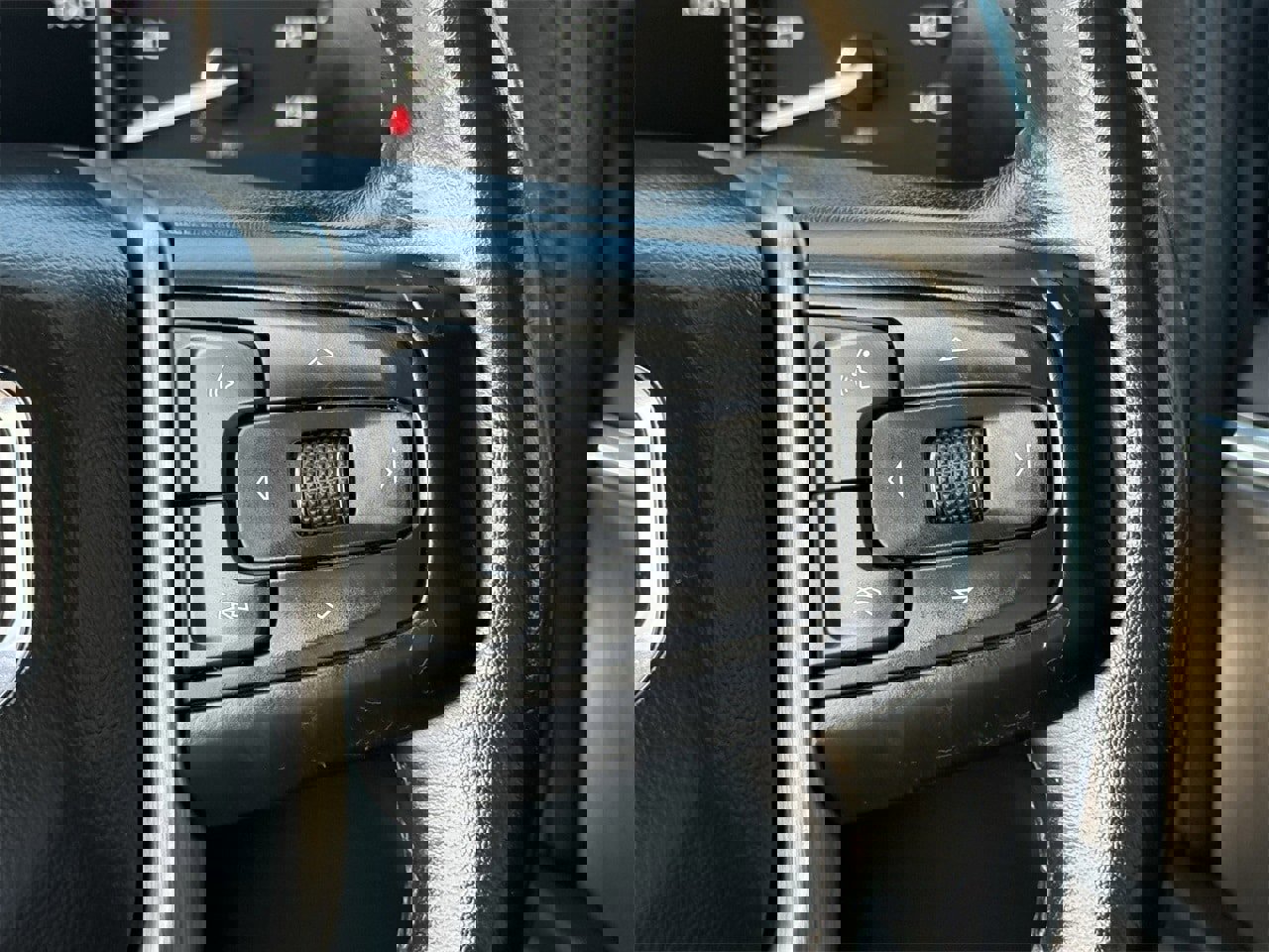 Used 2022 GMC Sierra 2500 Denali image 13