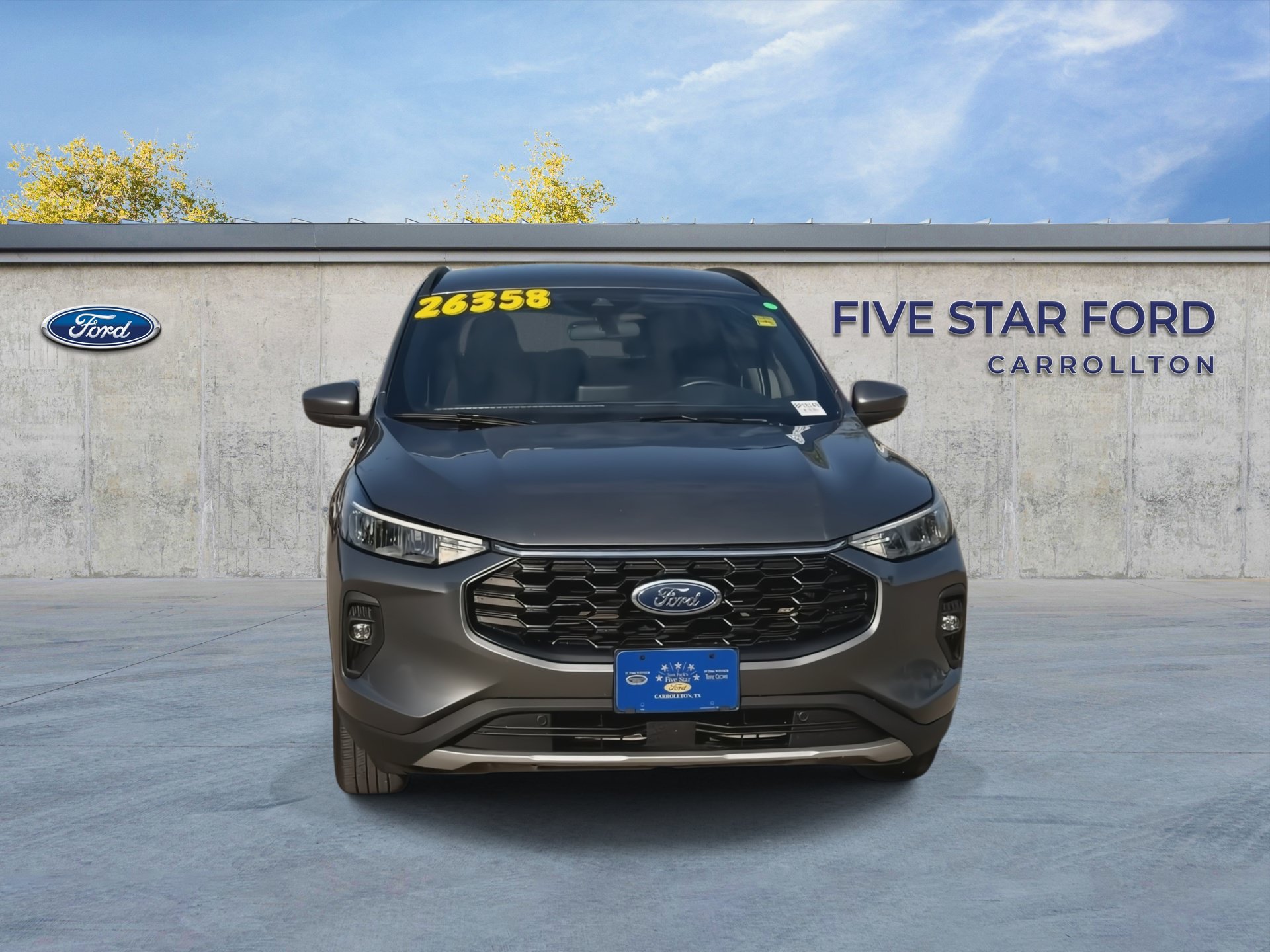 Certified 2025 Ford Escape ST-Line Select AWD/4WD image 3