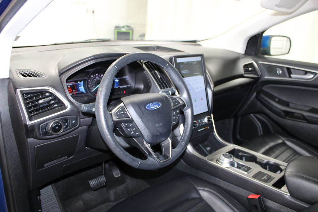 Certified 2024 Ford Edge SEL AWD/4WD image 16