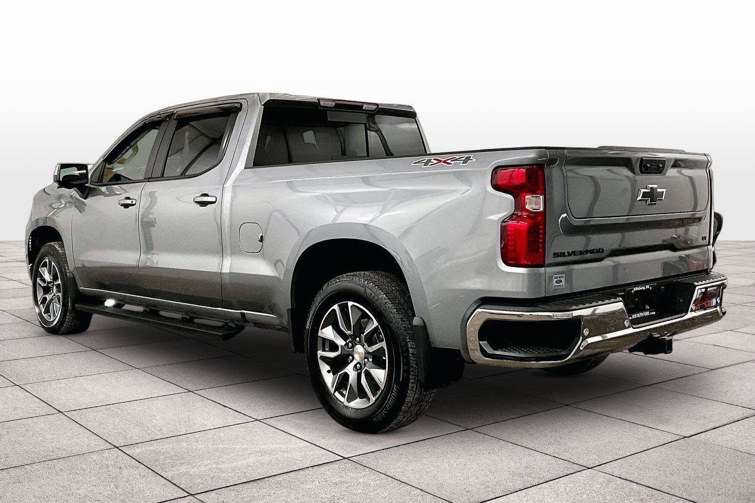 Used 2025 Chevrolet Silverado 1500 LT w/ Safety Package image 10