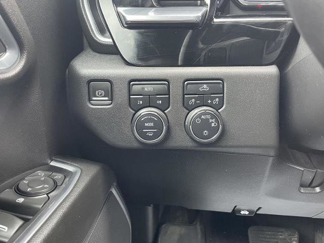 Used 2022 Chevrolet Silverado 1500 LT image 16