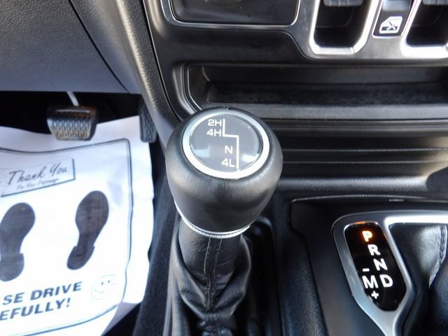 Used 2022 Jeep Wrangler Unlimited Sahara AWD/4WD image 20