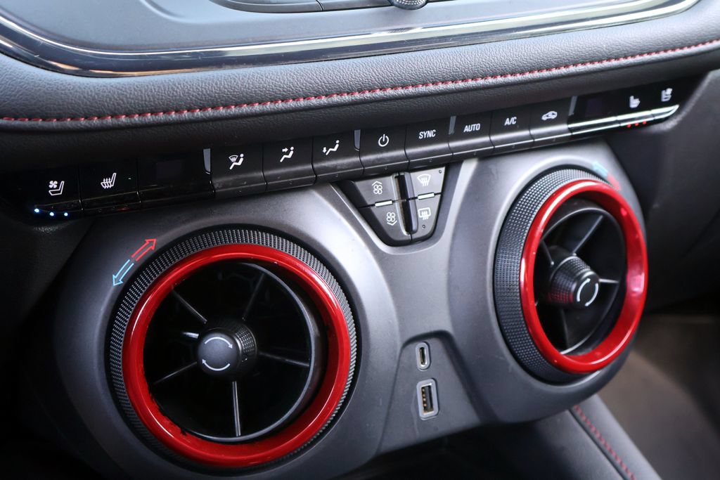 Used 2020 Chevrolet Blazer RS FWD image 9