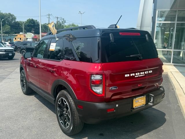 Certified 2025 Ford Bronco Sport Outer Banks w/ Outer Banks Tech Package+ AWD/4WD image 5