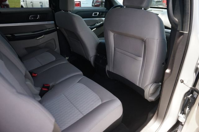 Certified 2018 Ford Explorer FWD image 16