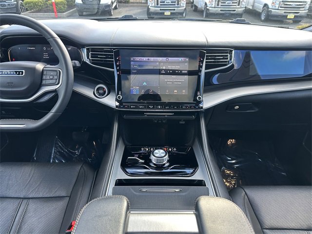 Used 2023 Jeep Wagoneer Series II image 15
