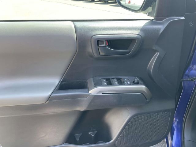 Used 2023 Toyota Tacoma SR5 w/ Technology Package AWD/4WD image 13