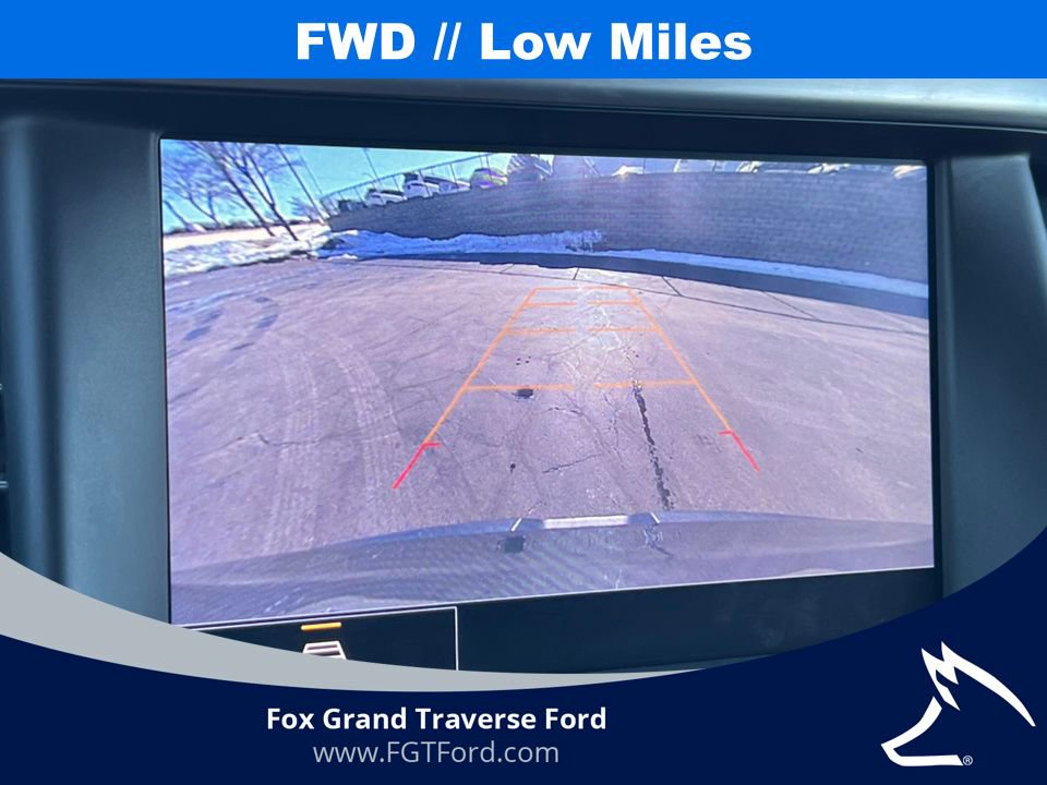 Used 2023 GMC Acadia SLT image 25