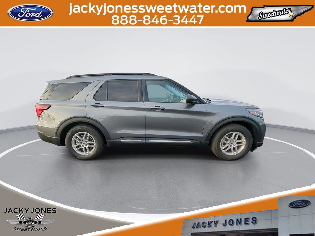 Certified 2025 Ford Explorer Active image 8