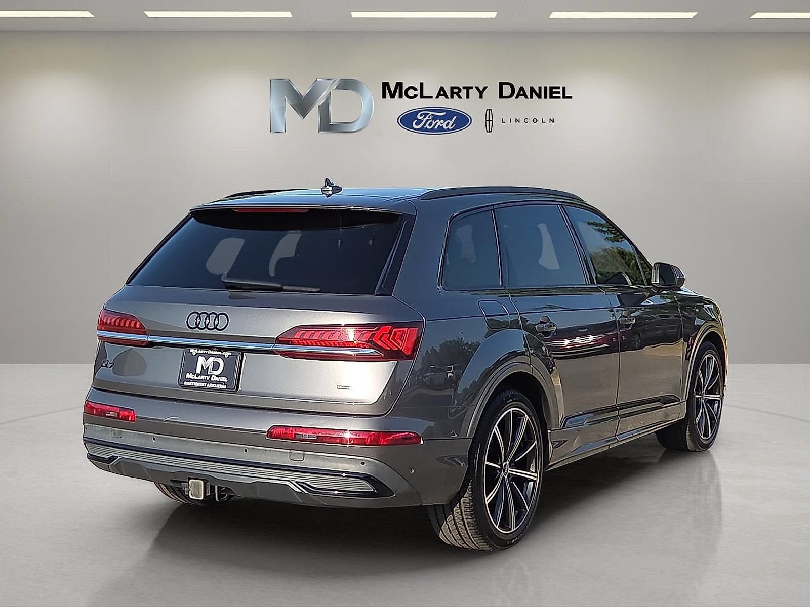 Used 2021 Audi Q7 3.0T Prestige AWD/4WD image 5