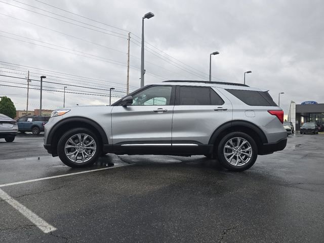 Certified 2023 Ford Explorer XLT w/ Equipment Group 202A AWD/4WD image 15