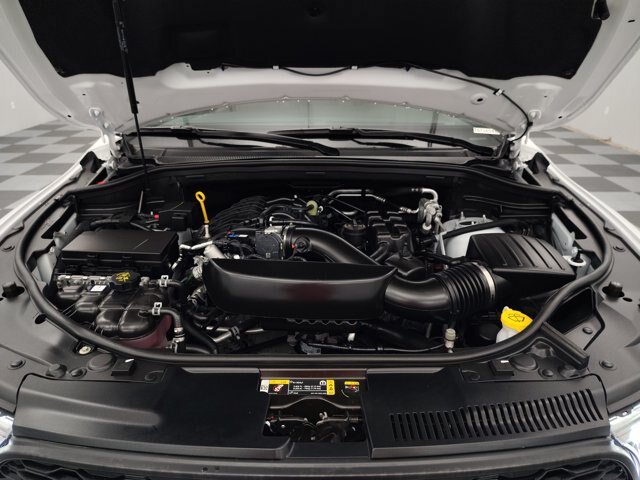Used 2025 Dodge Durango GT AWD/4WD image 17