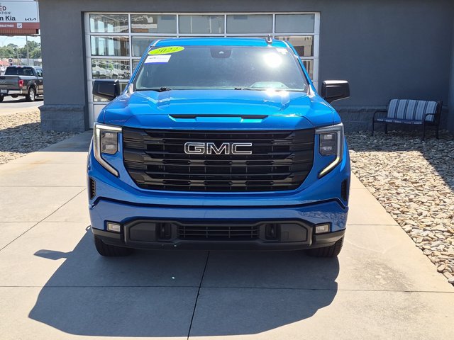 Used 2022 GMC Sierra 1500 Elevation w/ LPO, Elevation Black Package RWD image 9