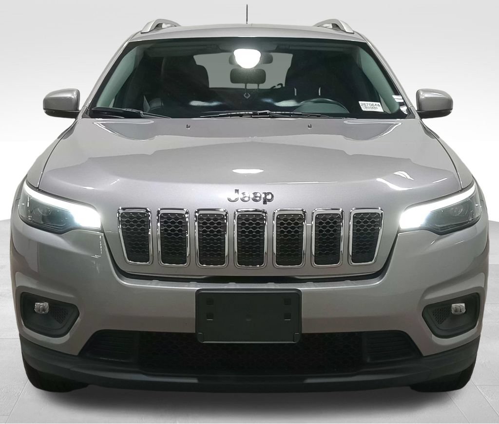 Used 2020 Jeep Cherokee Latitude Plus w/ Cold Weather Group AWD/4WD image 10