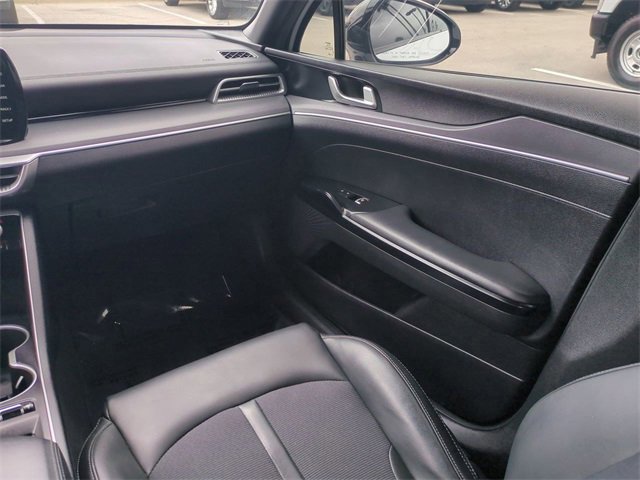 Used 2023 Kia K5 GT-Line image 16