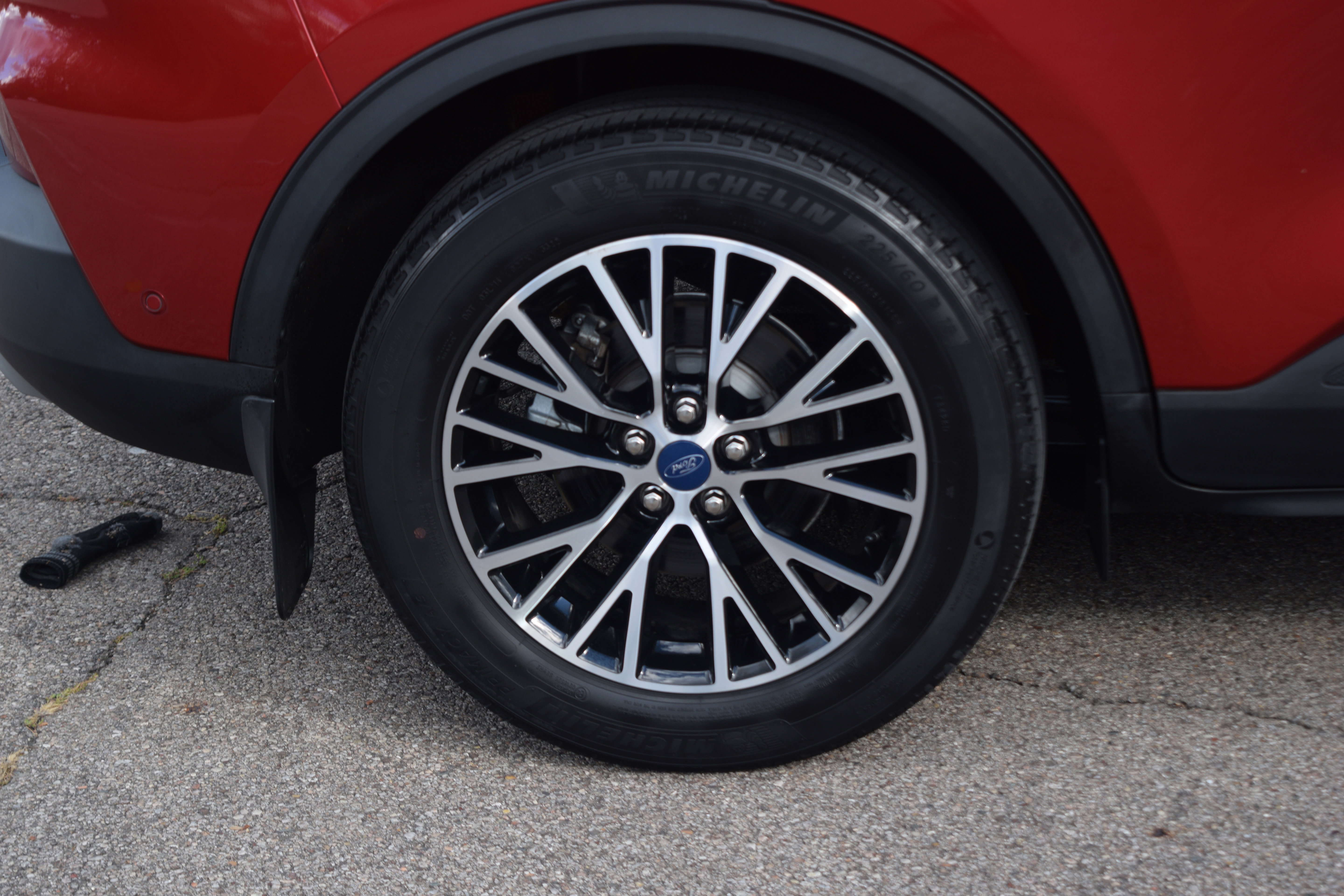 Certified 2022 Ford Escape Titanium w/ Titanium Premium Package image 29