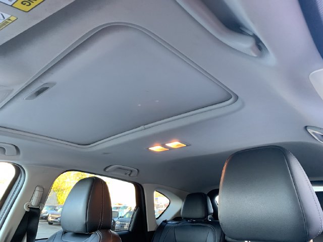 Used 2025 MAZDA CX-5 AWD 2.5 S w/ Preferred Package image 14