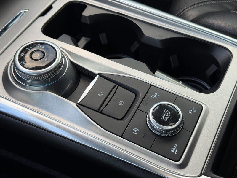 Certified 2020 Ford Explorer ST w/ ST Street Pack image 25