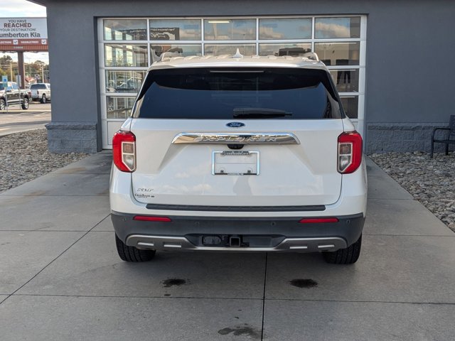 Certified 2022 Ford Explorer XLT w/ Equipment Group 202A image 5