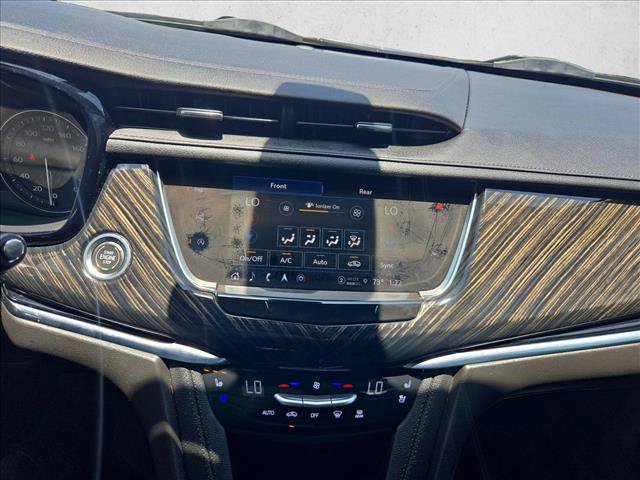 Used 2021 Cadillac XT6 Premium Luxury FWD image 13