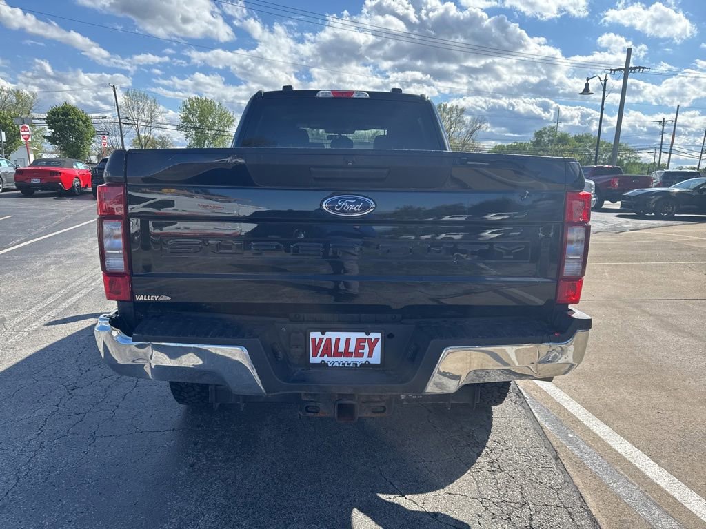 Certified 2021 Ford F250 XLT w/ FX4 Off-Road Package AWD/4WD image 8