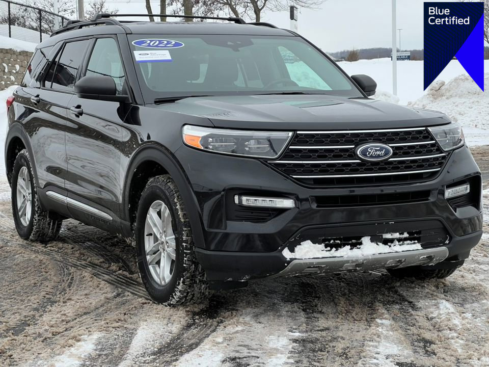 Certified 2022 Ford Explorer XLT w/ Equipment Group 202A image 1
