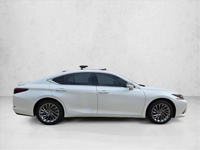 Used 2024 Lexus ES 350 w/ Accessory Package (Z1) FWD image 4