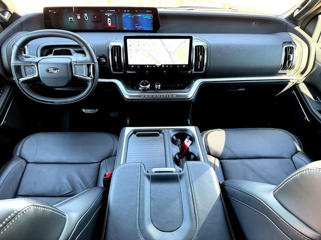 Certified 2025 Ford Expedition Platinum w/ Stealth Appearance Package image 23