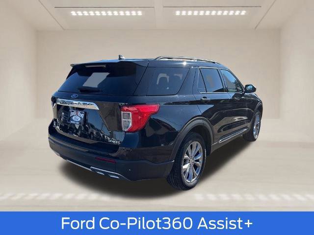Certified 2022 Ford Explorer XLT w/ Equipment Group 202A AWD/4WD image 5