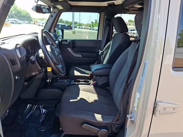 Used 2018 Jeep Wrangler Unlimited Sport S AWD/4WD image 10