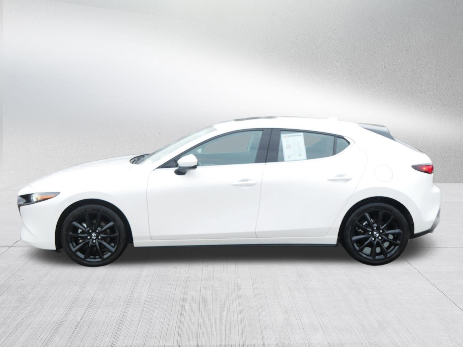 Used 2021 MAZDA MAZDA3 s video 2