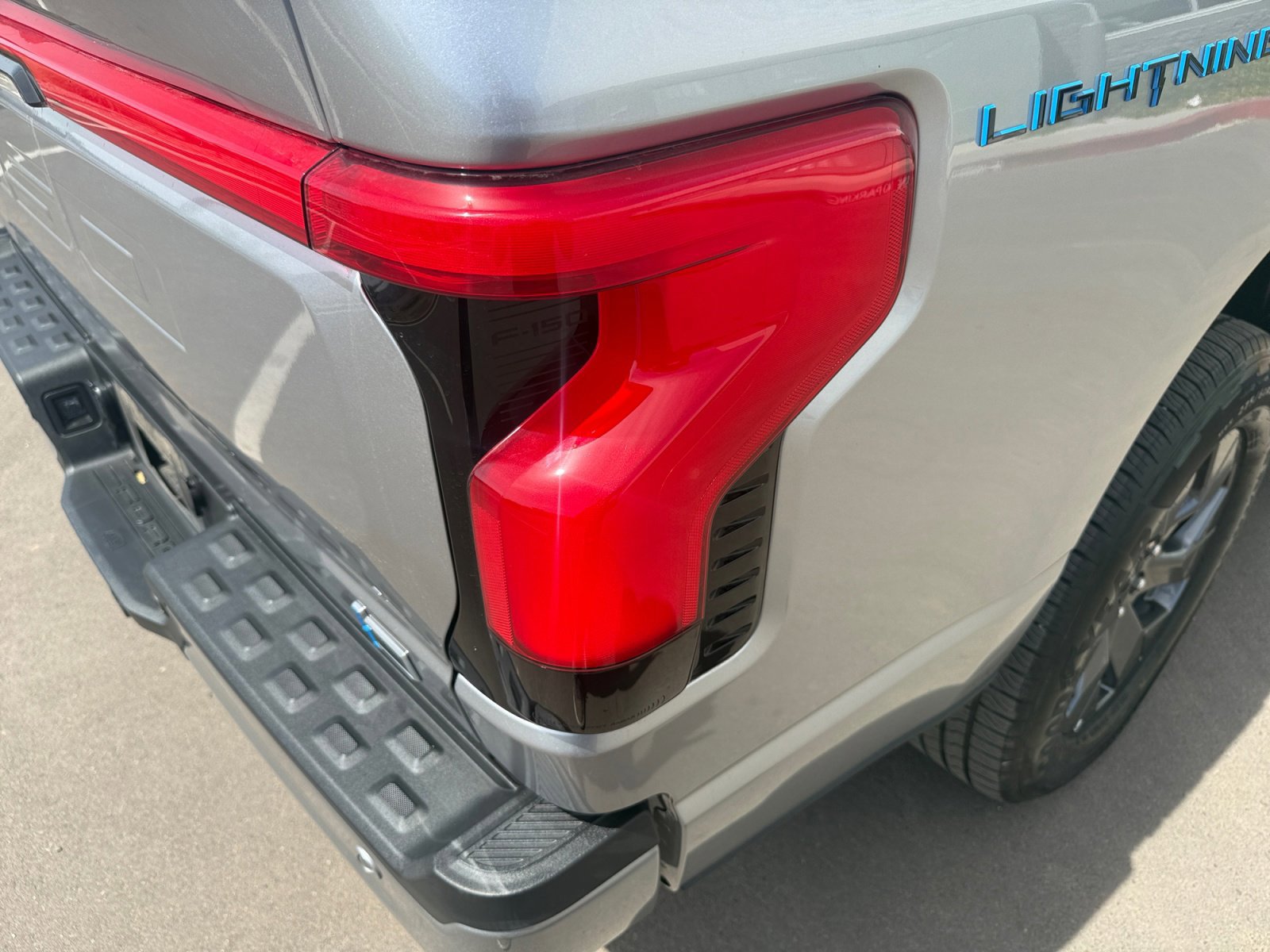 Certified 2024 Ford F150 Lightning Lariat image 29