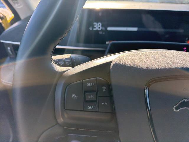 Certified 2025 Ford Mustang Mach-E Premium image 17