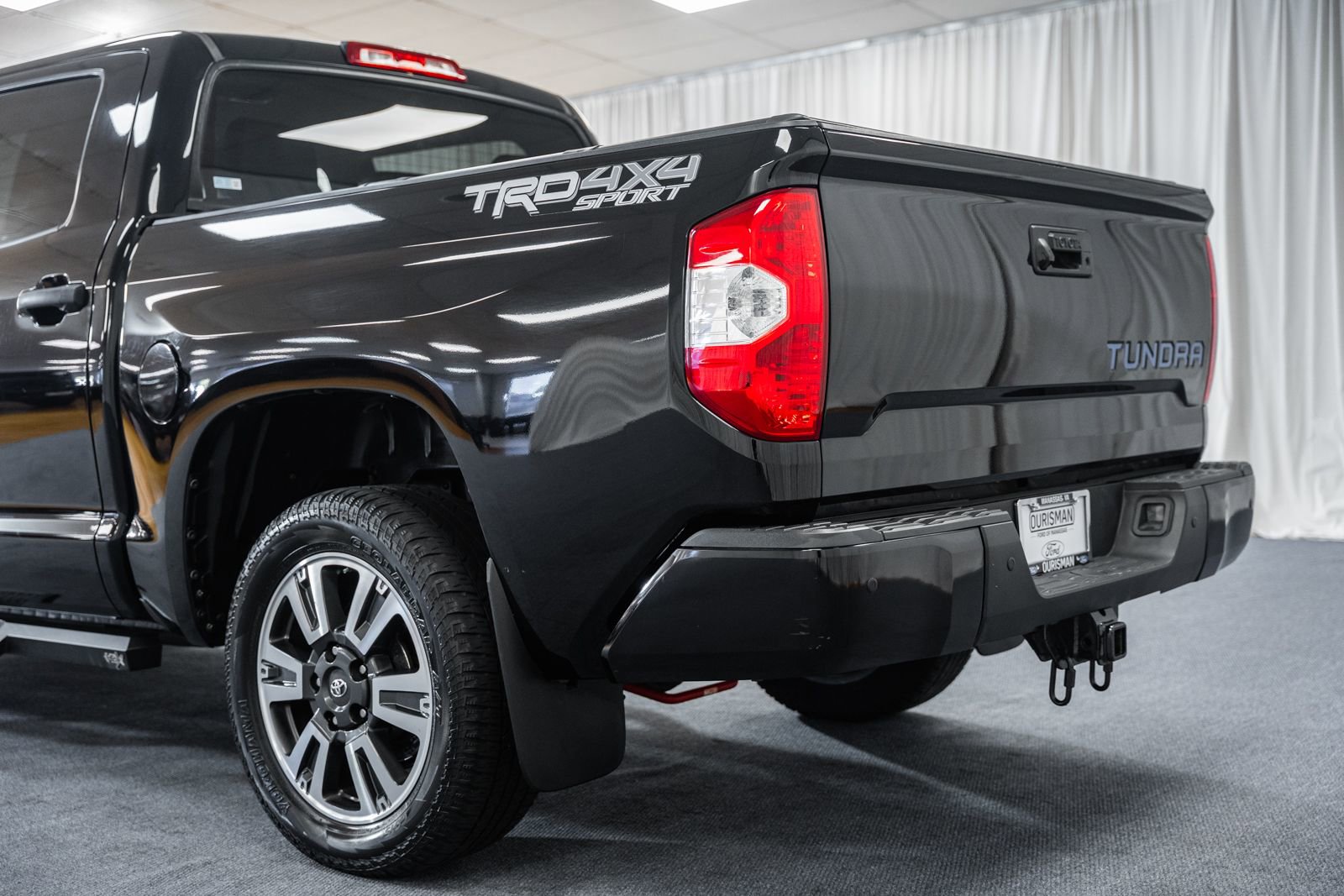 Used 2018 Toyota Tundra SR5 w/ TRD Sport Package AWD/4WD image 5