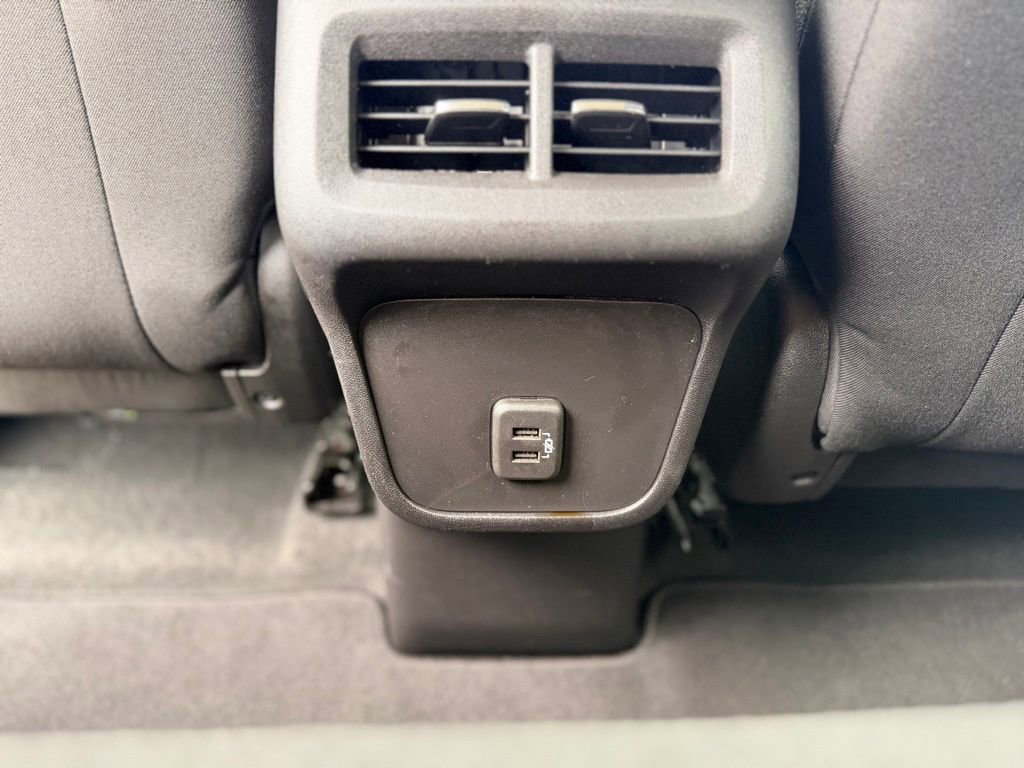 Used 2024 Chevrolet Equinox LT AWD/4WD image 37