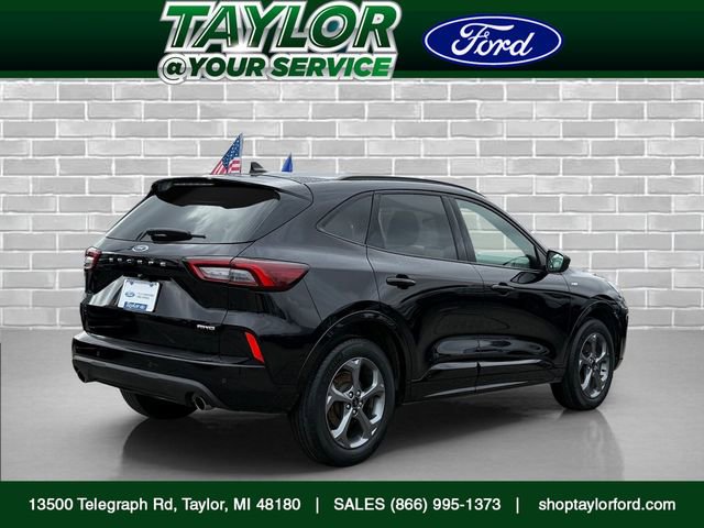 Certified 2023 Ford Escape ST-Line w/ Tech Pack #1 image 3