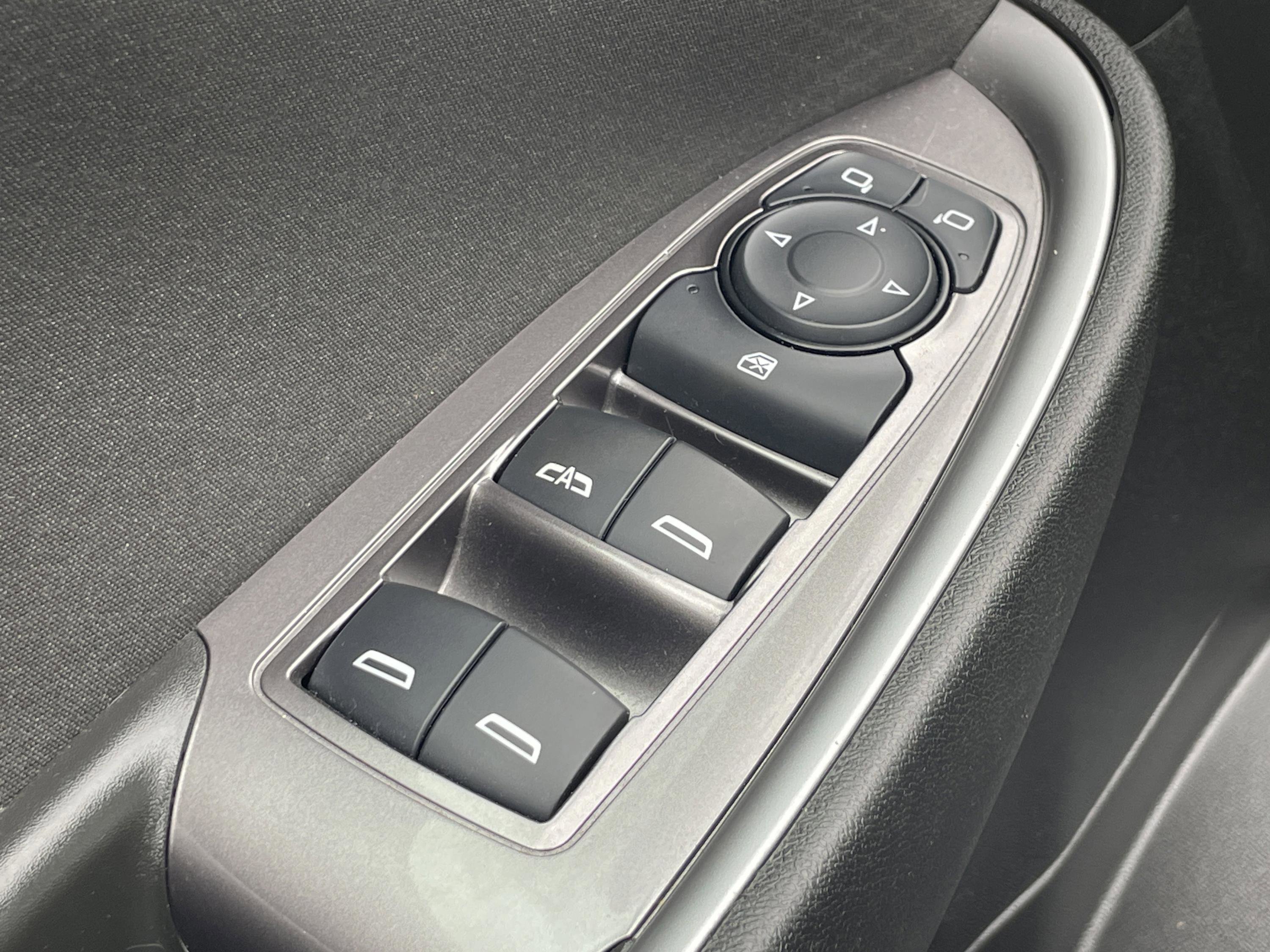 Used 2023 Chevrolet Malibu LT image 11