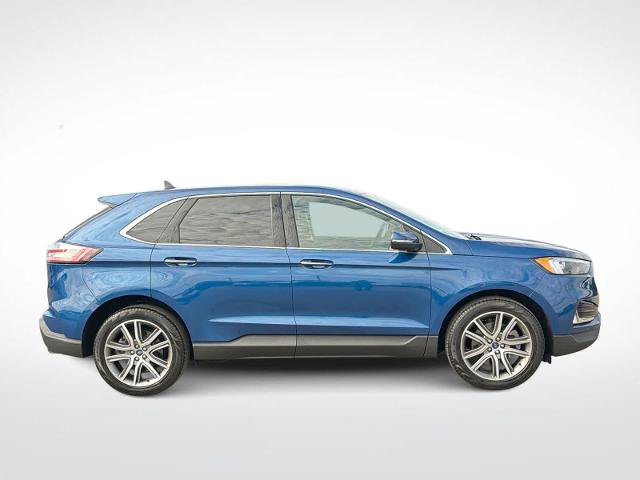 Certified 2022 Ford Edge Titanium AWD/4WD image 9