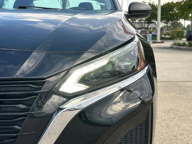 Used 2024 Nissan Altima 2.5 SV FWD image 12