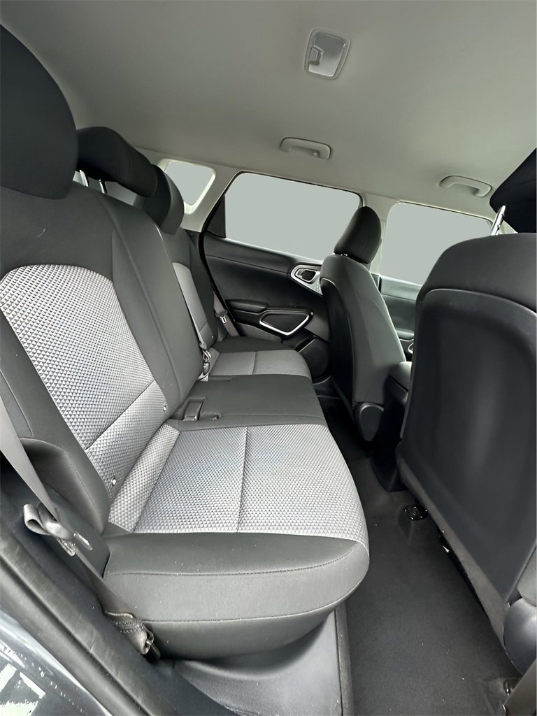 Used 2023 Kia Soul LX w/ LX Technology Package image 17