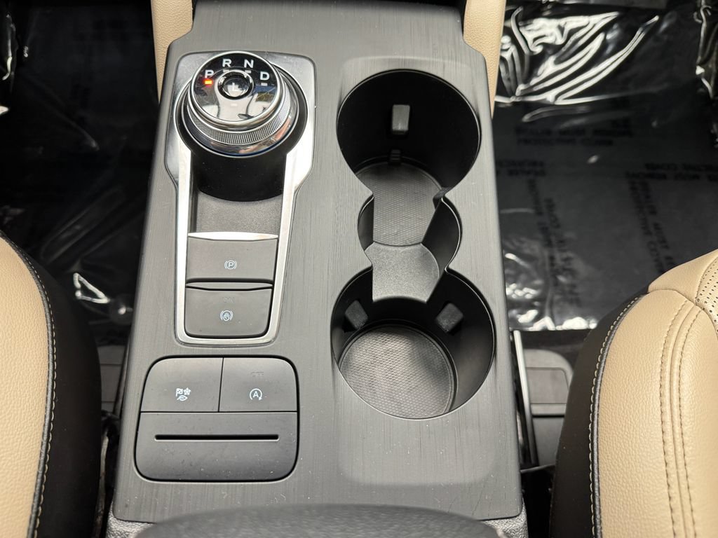Certified 2020 Ford Escape SEL AWD/4WD image 21