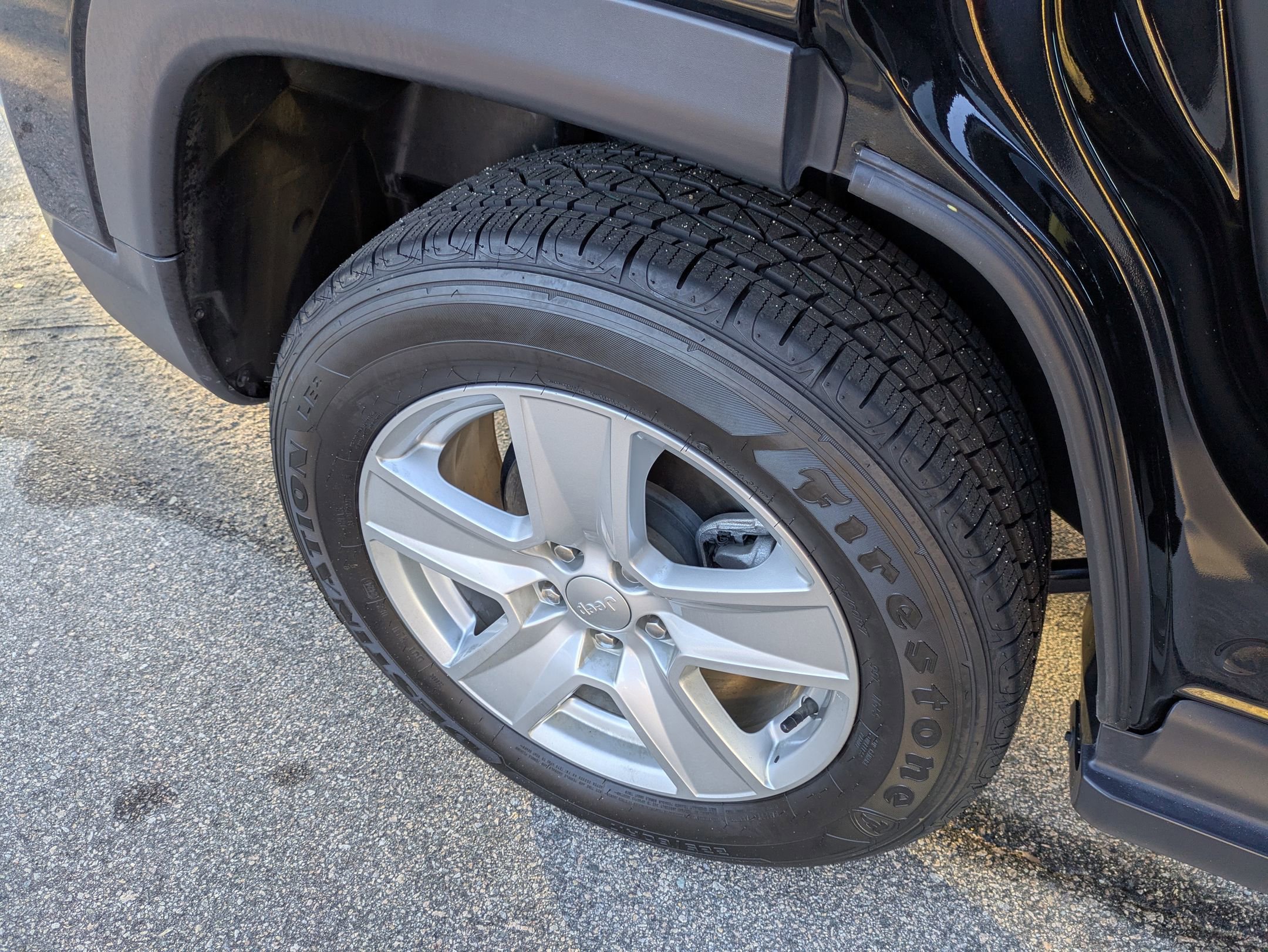 Used 2022 Jeep Compass Latitude image 40