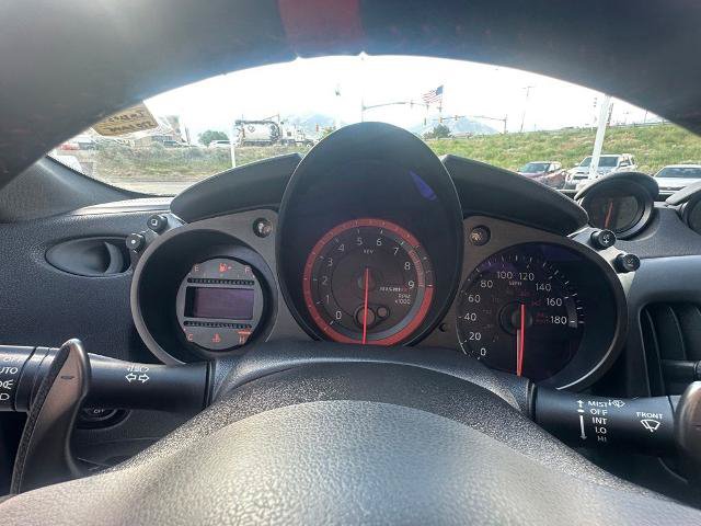 Used 2020 Nissan 370Z NISMO RWD image 27