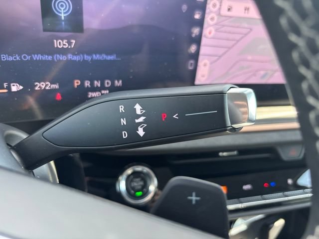 Used 2025 Buick Envision Sport Touring AWD/4WD image 29